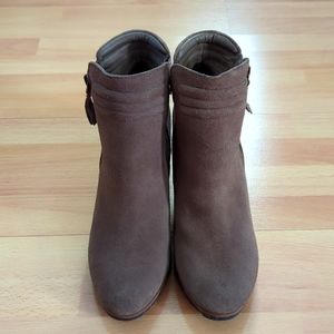 Vintage suede wedge bootie